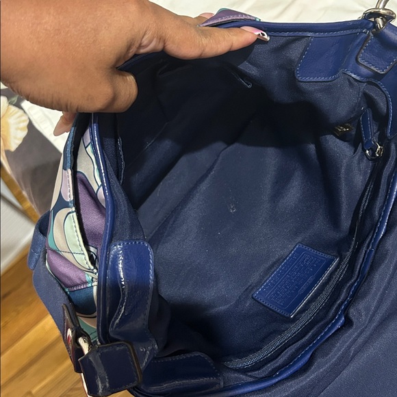 Coach Kyra Daisy Scarf Nylon Signature Crossbody bag in turquoise, purple - Picture 5 of 8